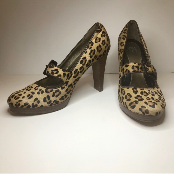 Saks 5th Ave Vintage Pony Fur Mary Jane Pumps - Picture 2 of 6
